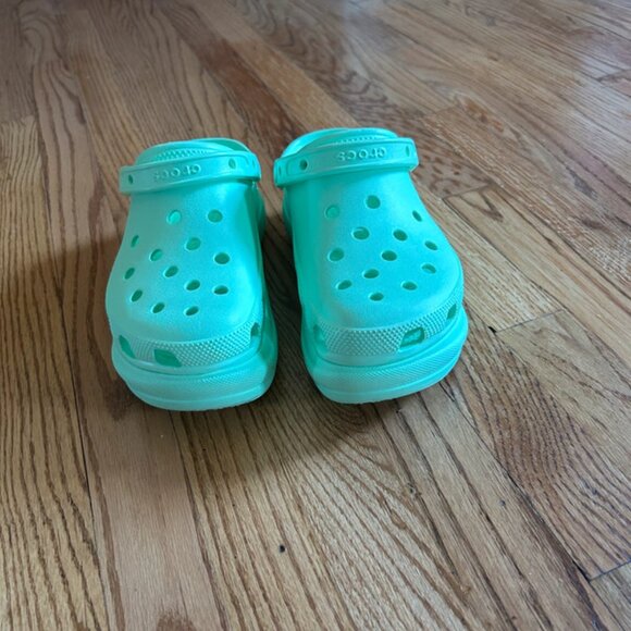 Mint Green Crocs Classic Bae Platform Clog Women's Size 8 - Picture 2 of 5